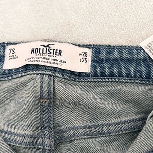Hollister ripped curvy high rise mom jeans